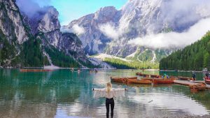 Come arrivare al Lago di Braies: Visita allo smeraldo delle Dolomiti