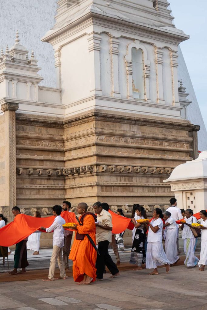 pirith pahana Anuradhapura 
