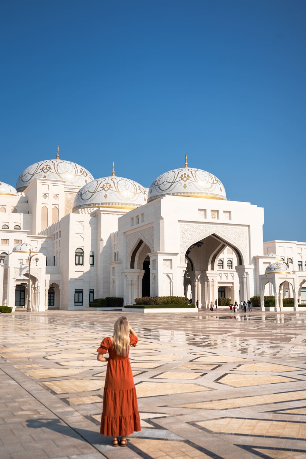 cosa vedere ad Abu Dhabi in 3 giorni qasr al watan