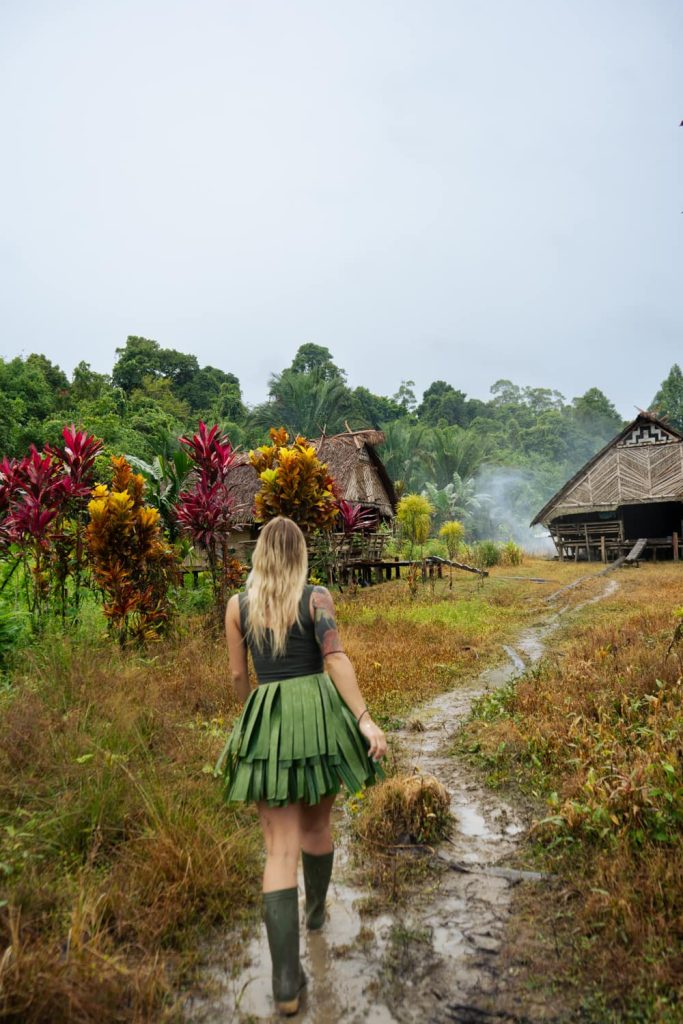 4 giorni con la tribù mentawai