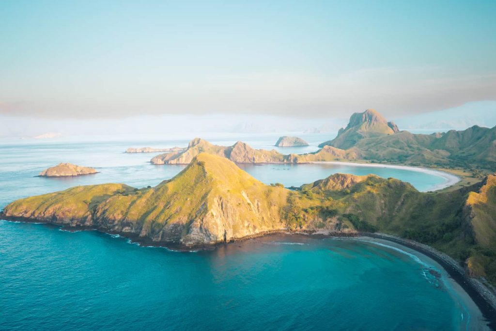 padar island komodo