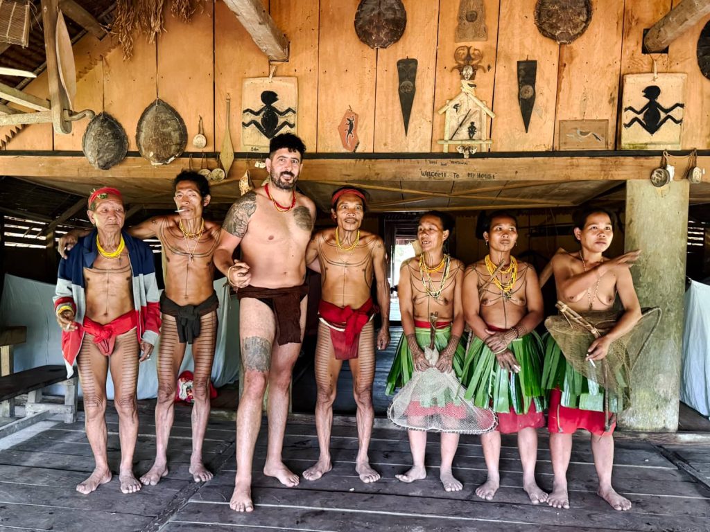 tribù mentawai abiti tradizionali