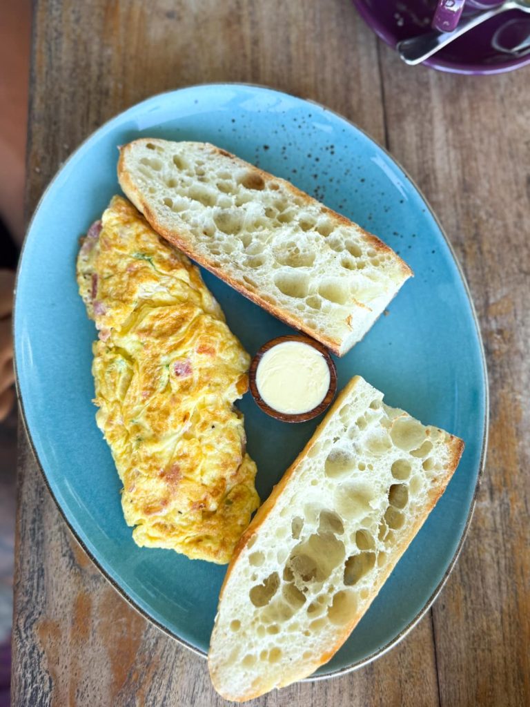 colazione francese cafe melinjo