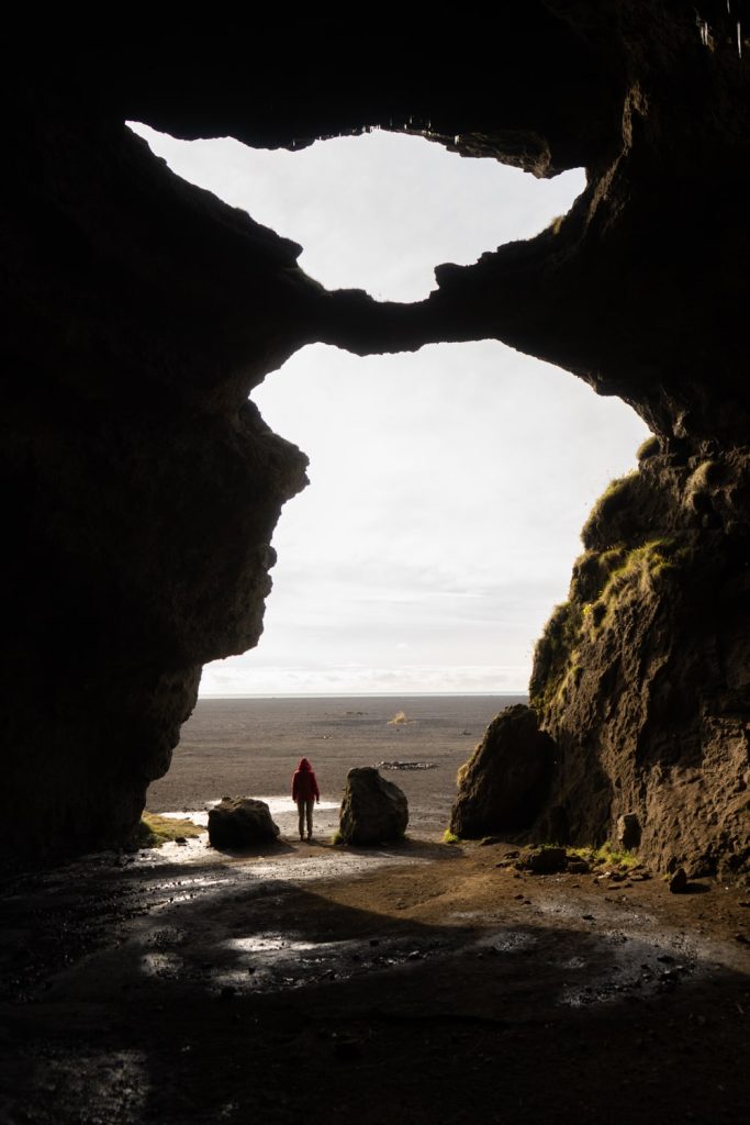 yoda cave
luoghi da vedere in islanda