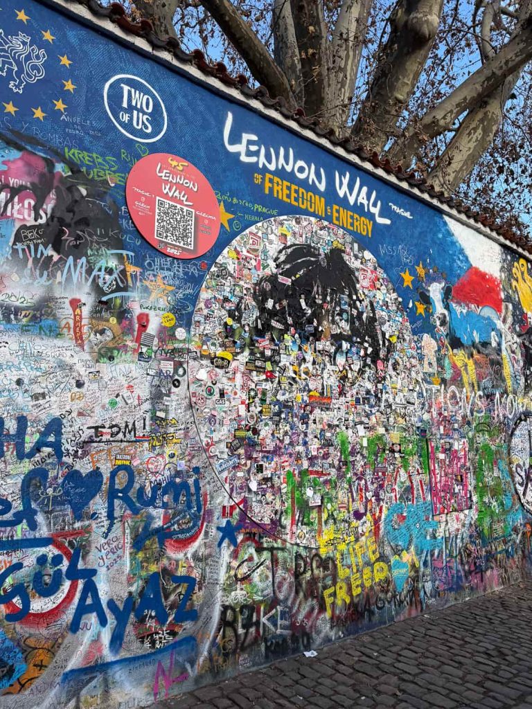 muro di lennon praga