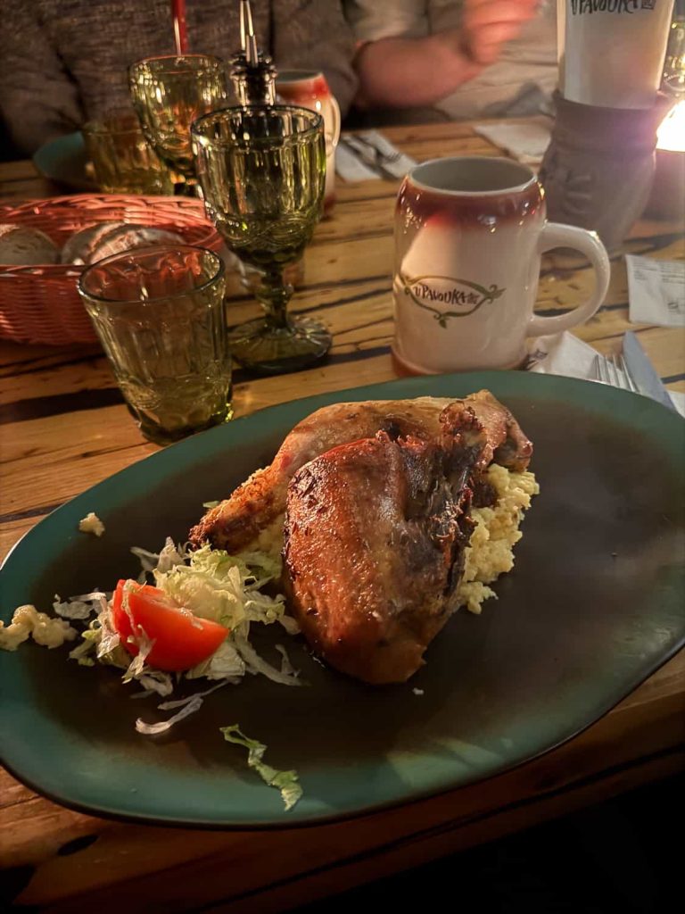 dove mangiare a praga medieval tavern u pavouka 