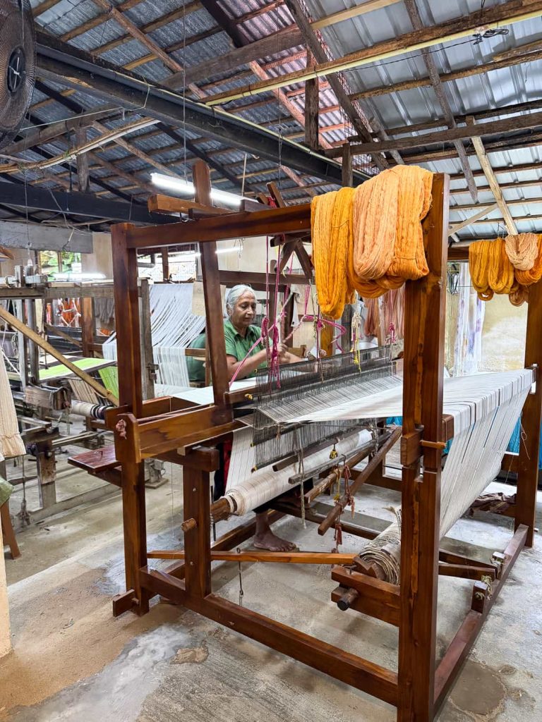 esperienze locali da fare in Sri Lanka handloom